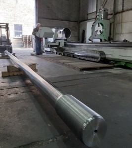 Tie beam M200 x 6 with length 8500 mm